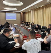 从任赐与高度评价并暗示：“立即资讯的营业标